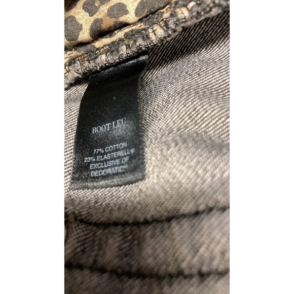 WHBM Blanc Women's Boot Leg Mid Rise Dark Wash Stretch Black Denim Jeans Size 8S - Picture 7 of 9